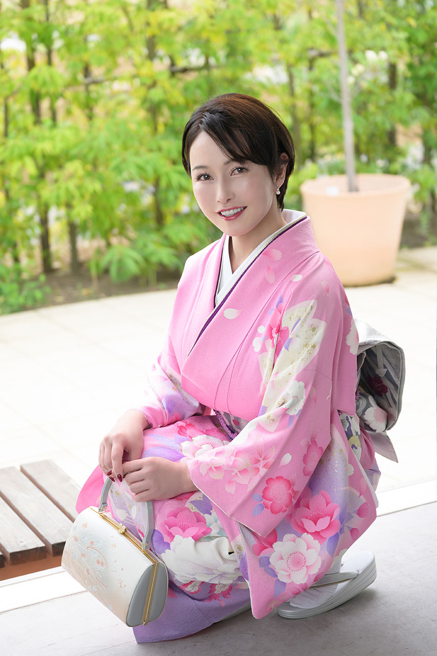 凪沢ひかるのプロフィール一般写真