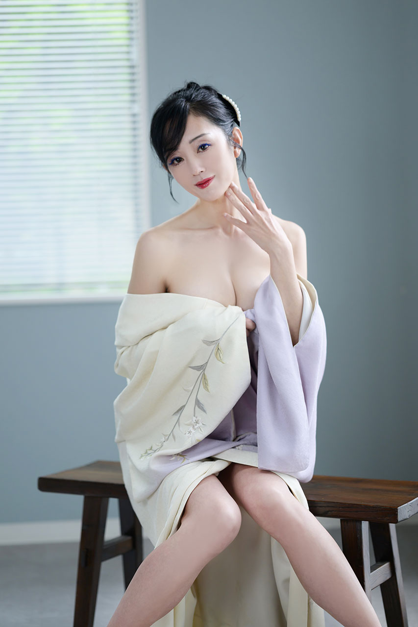 月島もものプロフィール一般写真