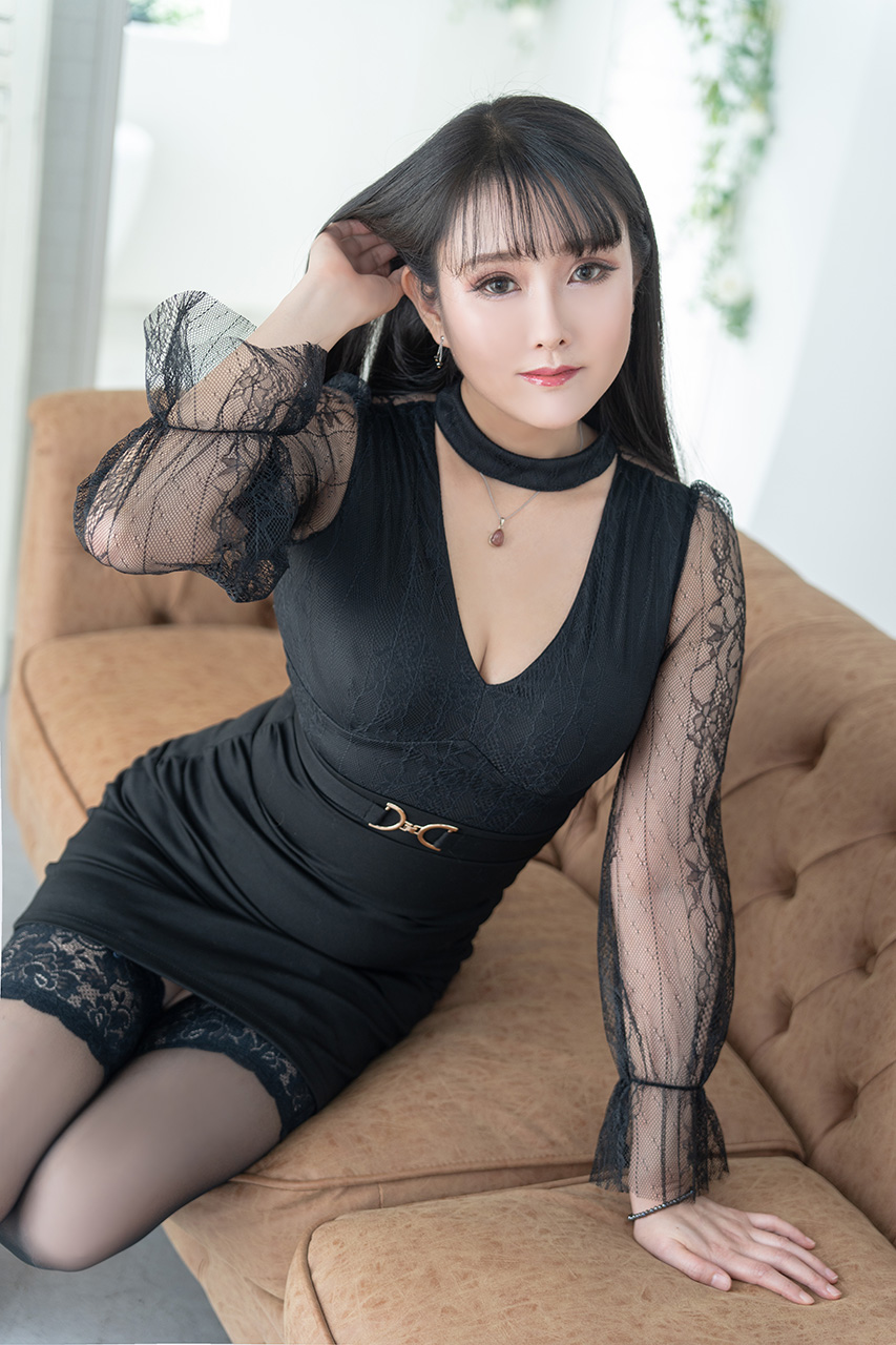 実里紅花のプロフィール一般写真