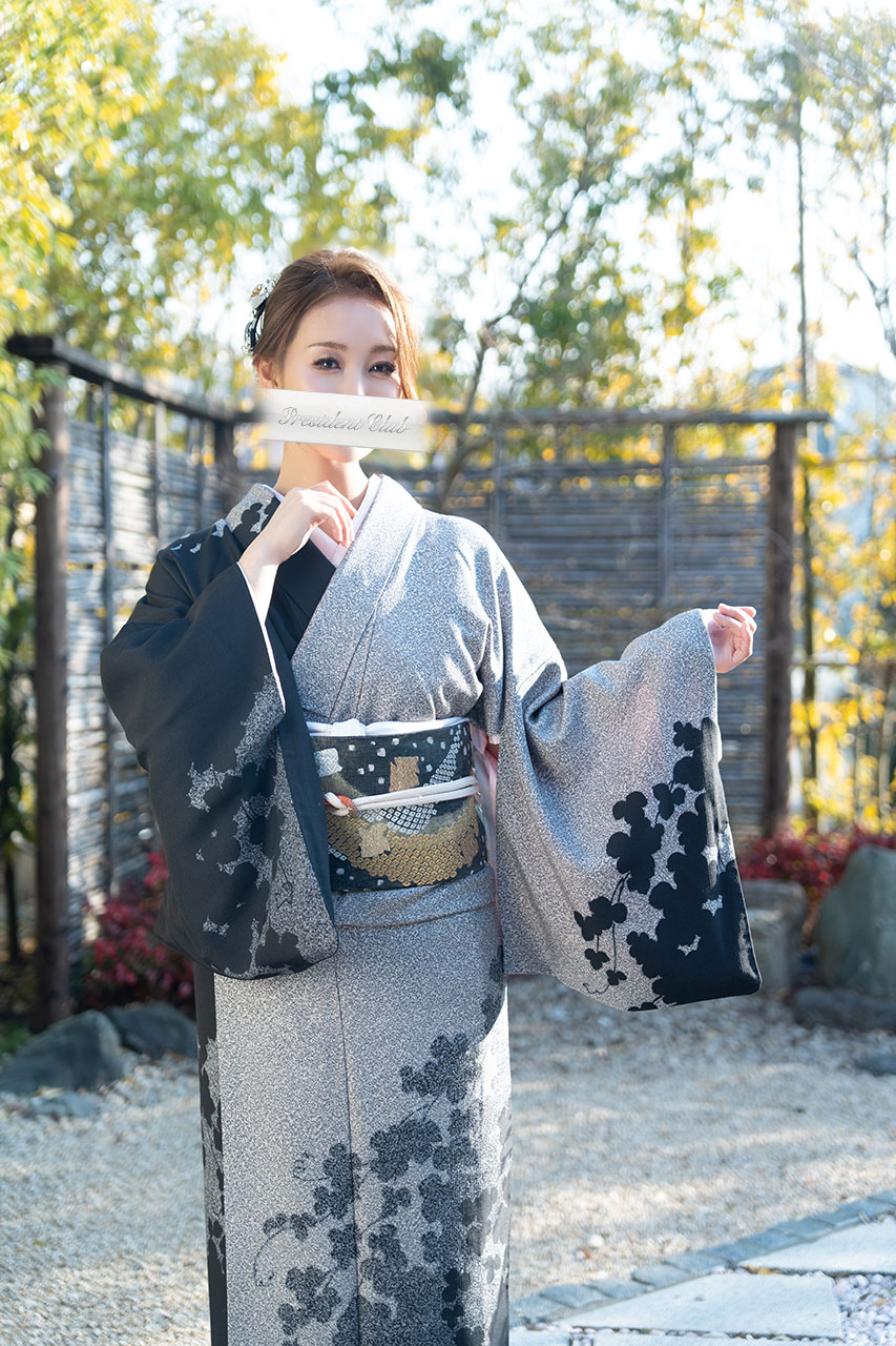 成瀬まこのプロフィール一般写真